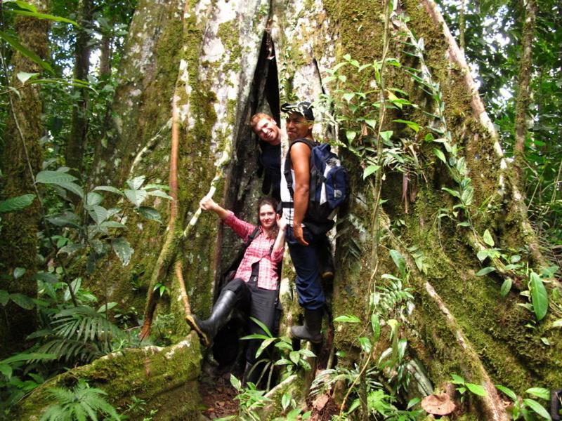 Grand Selva Lodge & Tours テナ エクステリア 写真