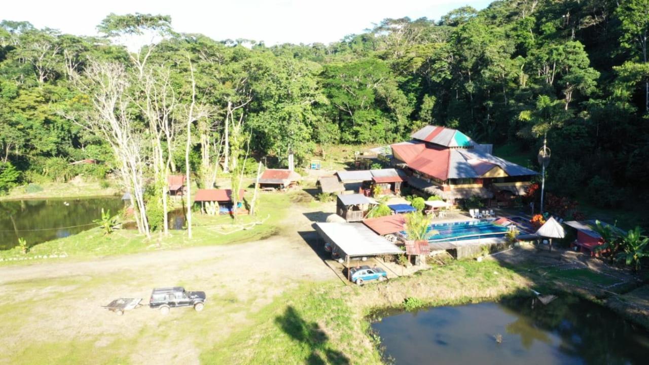 Grand Selva Lodge & Tours テナ エクステリア 写真