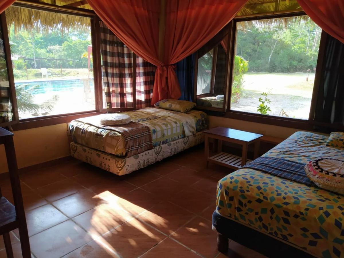 Grand Selva Lodge & Tours テナ エクステリア 写真