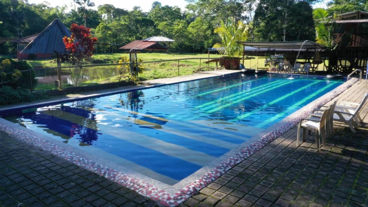 Grand Selva Lodge & Tours テナ エクステリア 写真