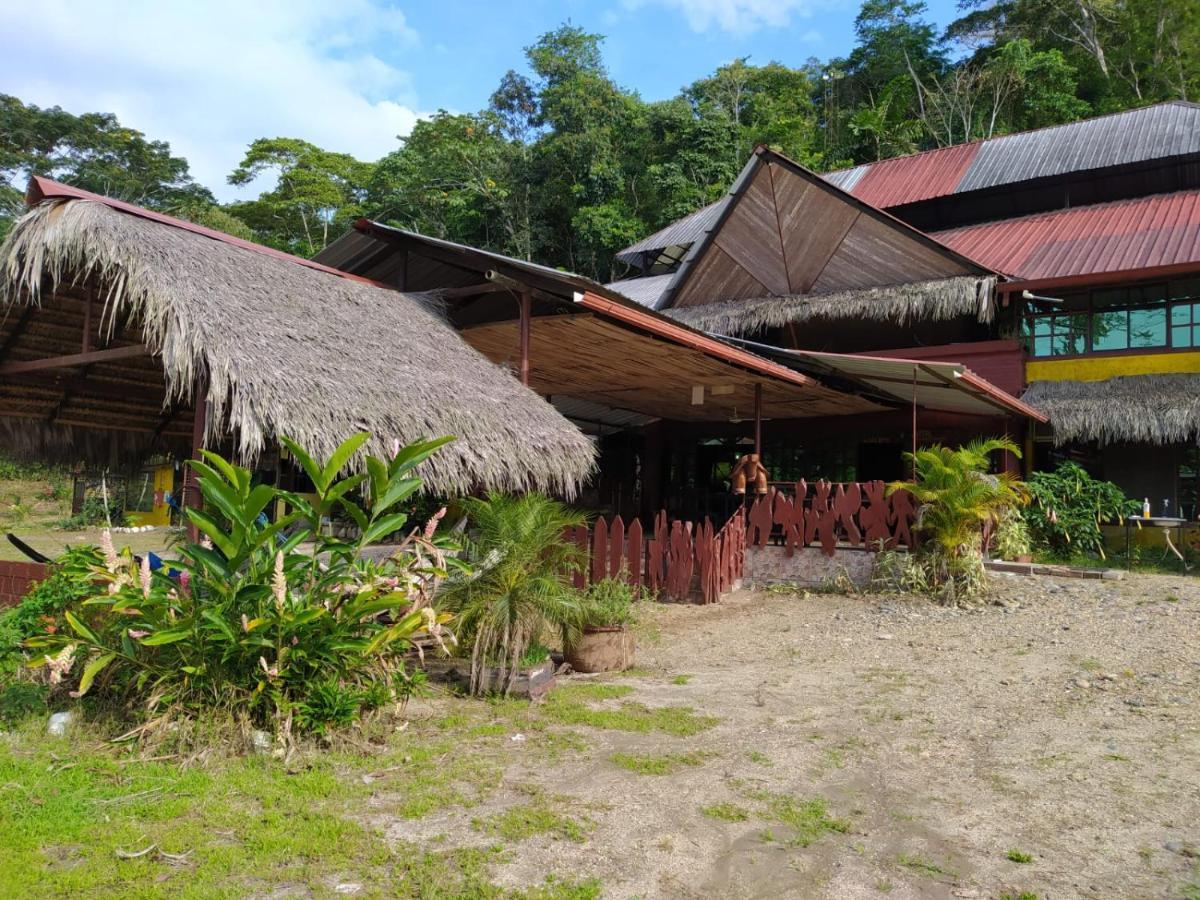 Grand Selva Lodge & Tours テナ エクステリア 写真