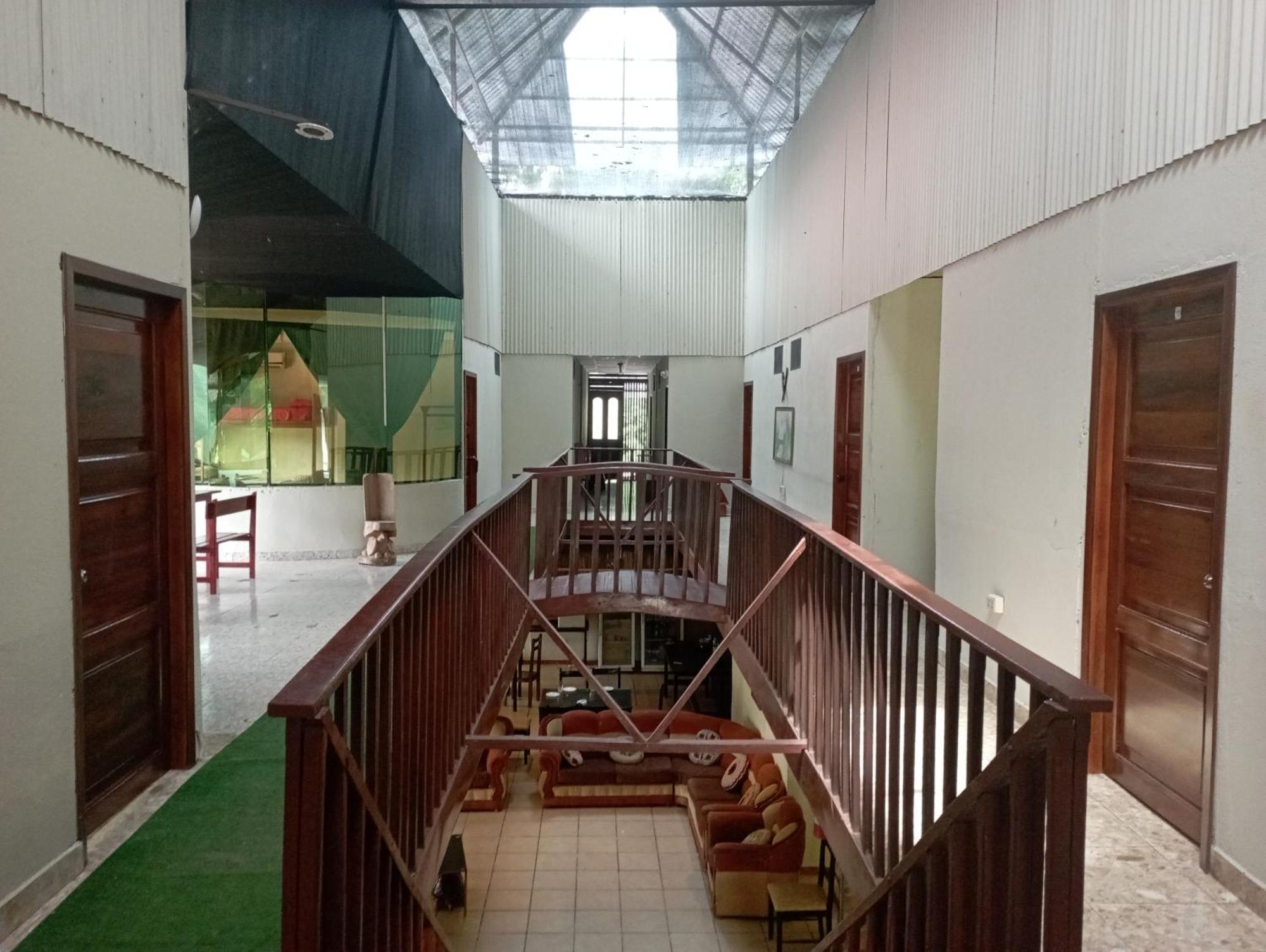 Grand Selva Lodge & Tours テナ エクステリア 写真