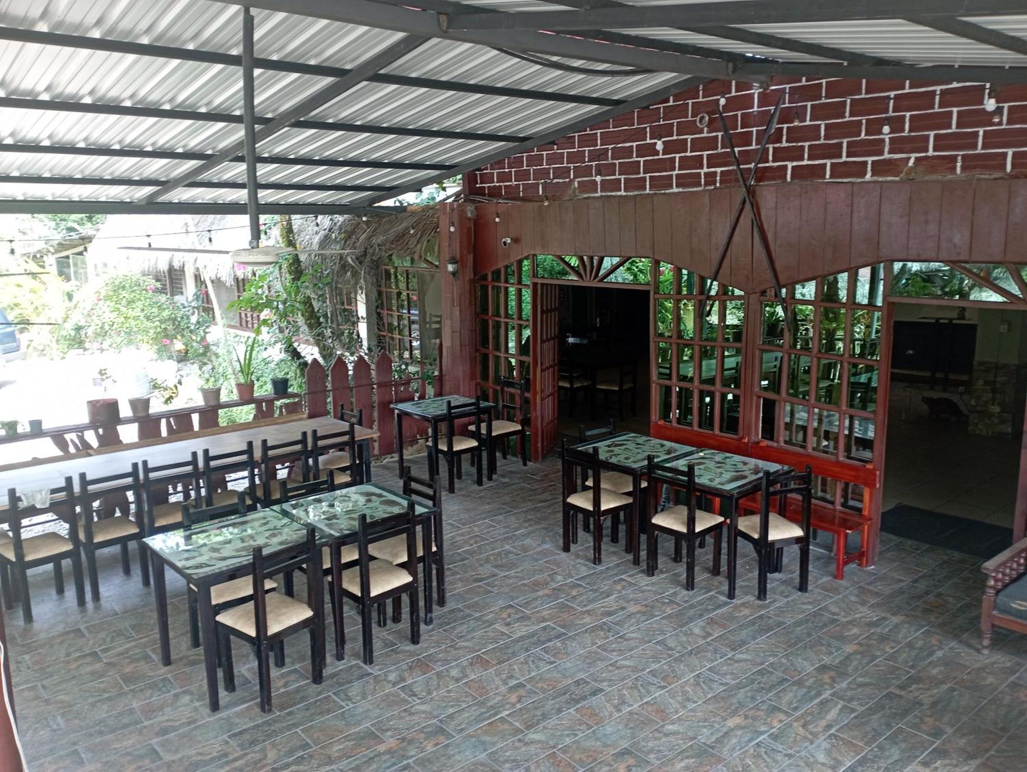 Grand Selva Lodge & Tours テナ エクステリア 写真