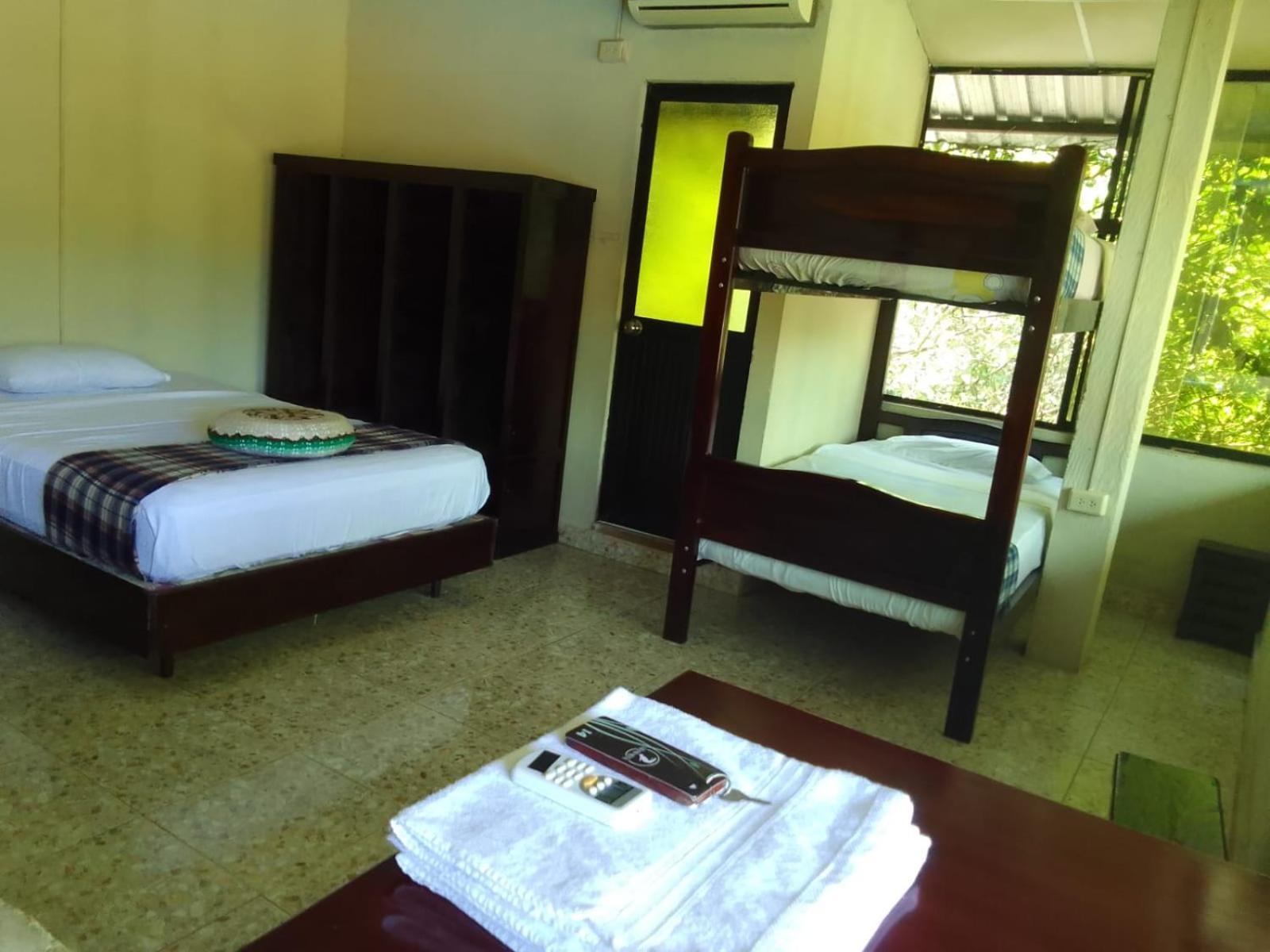 Grand Selva Lodge & Tours テナ エクステリア 写真