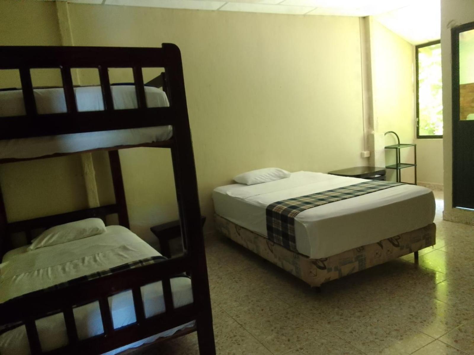 Grand Selva Lodge & Tours テナ エクステリア 写真